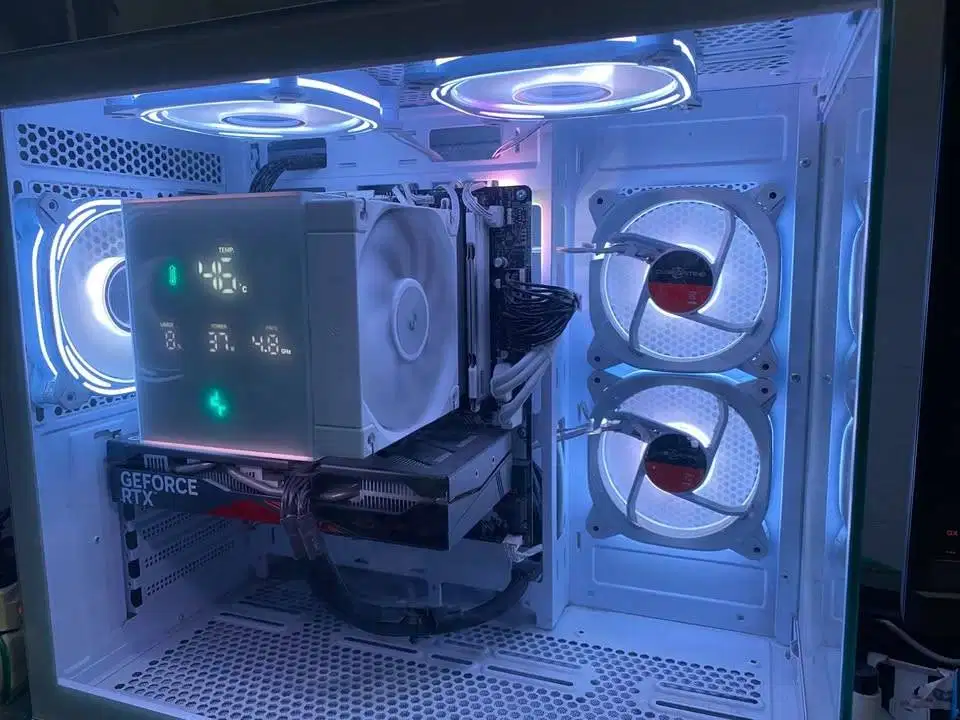 Komputer | PC | RYZEN 7500F NVIDIA RTX4060 RAM 32GB DDR5