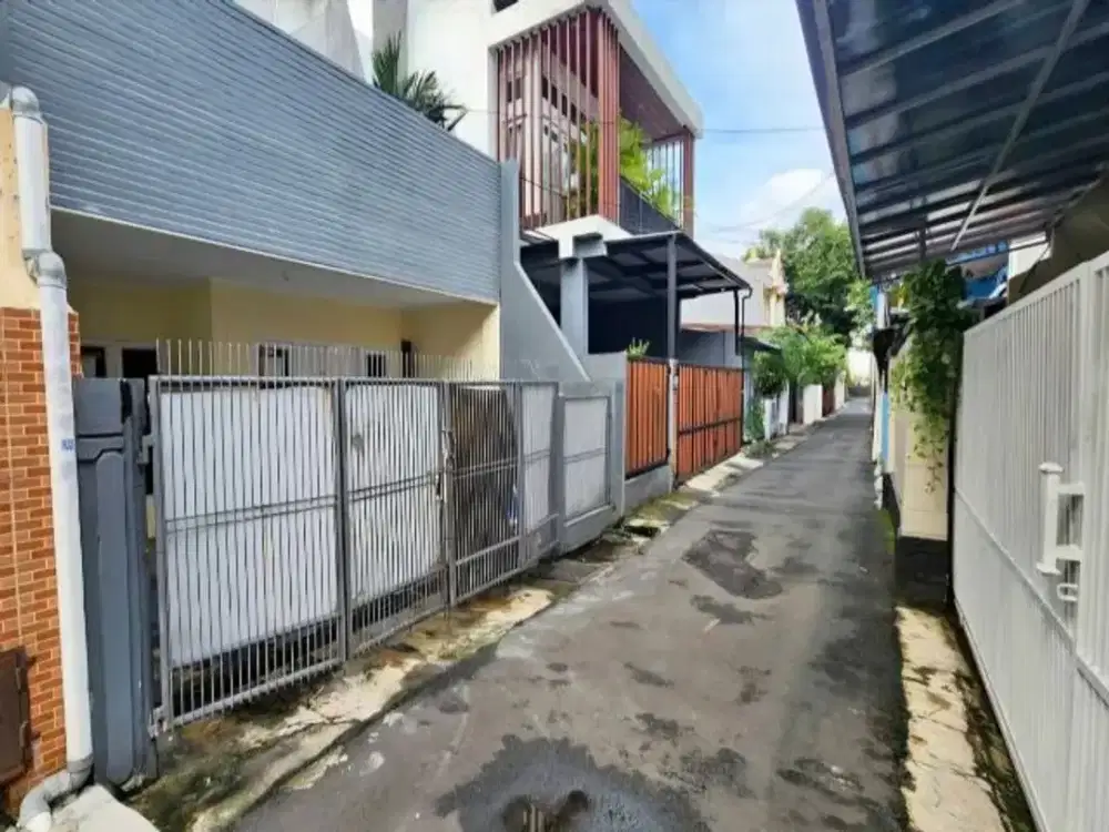 Disewakan Rumah Tebet Timur Siap Huni Nyaman Jalan 1 Mobil