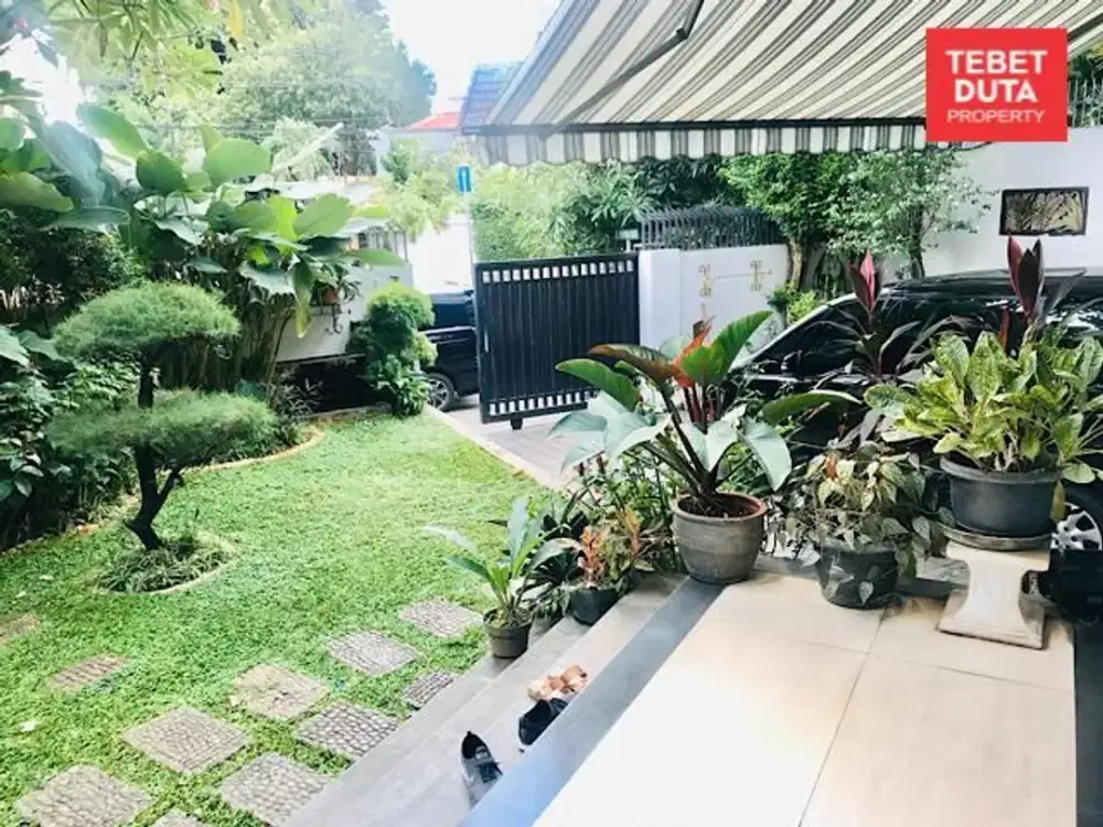 Dijual Rumah Menteng Prime Area dekat Taman Suropati Jalan Lebar