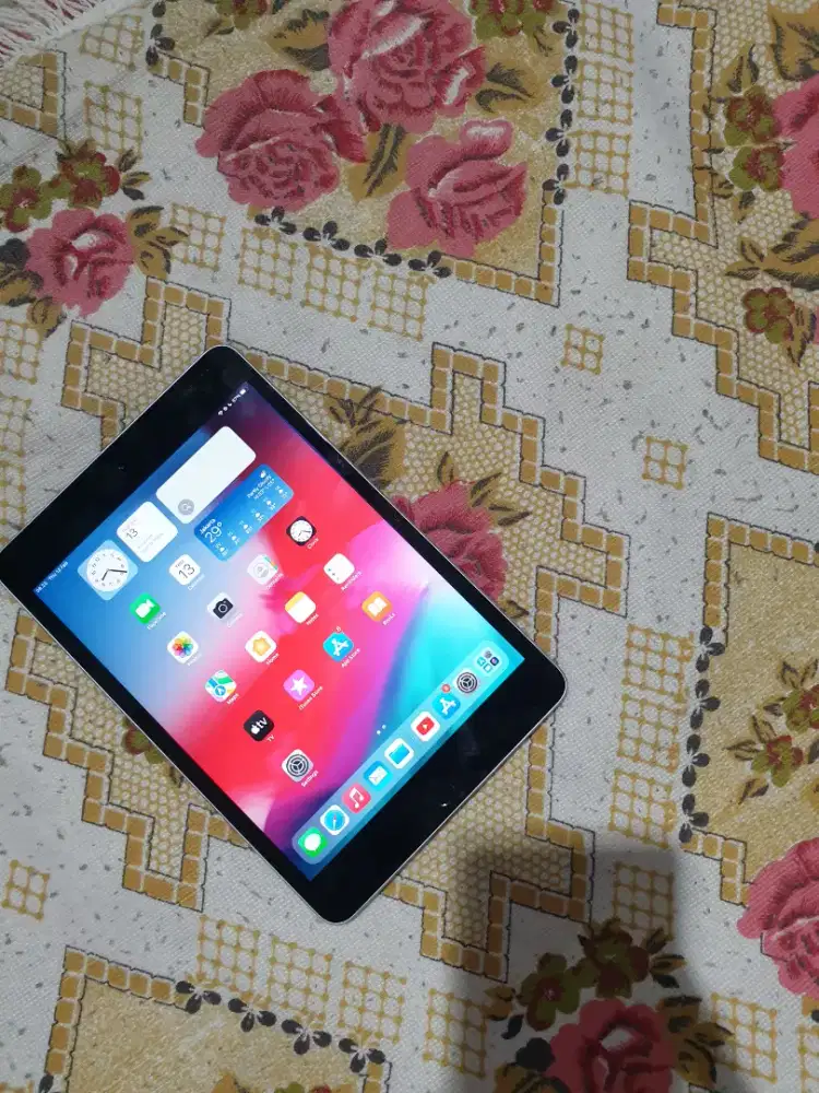 Ipad Mini 4, BOX, wifi only 128  mulus