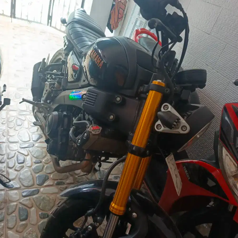 Di jual cepat motor yamaha xsr