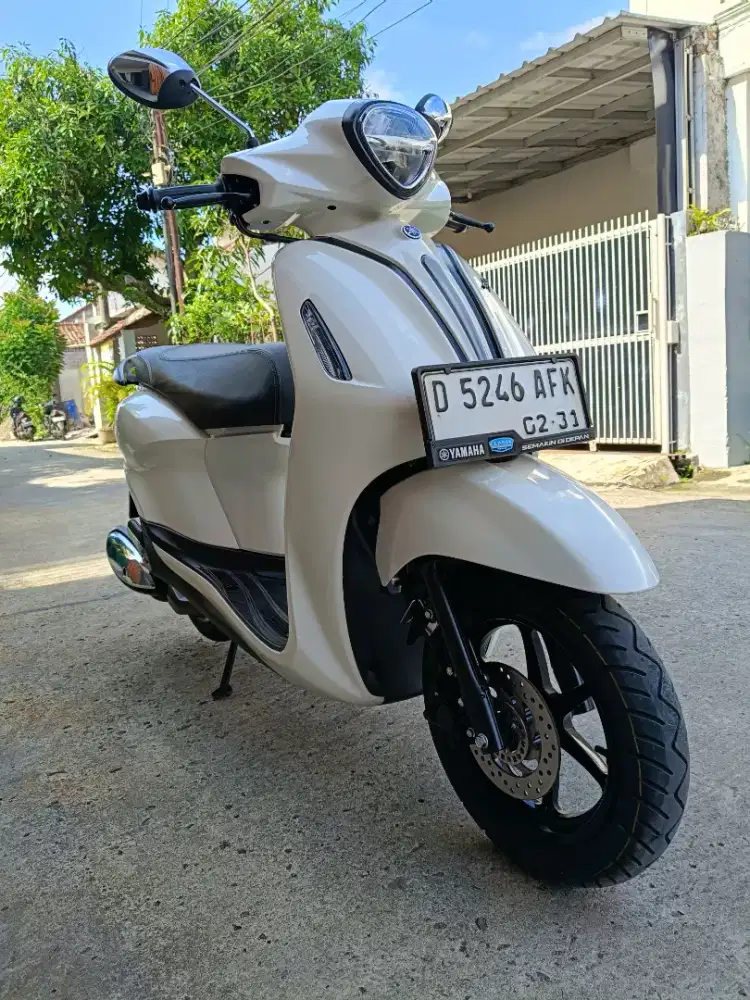 Yamaha Grand Filano Neo THN 2026 Putih.