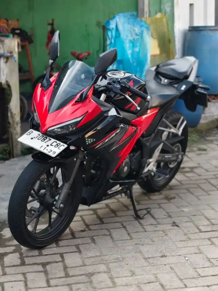 Honda CBR 150R 2019