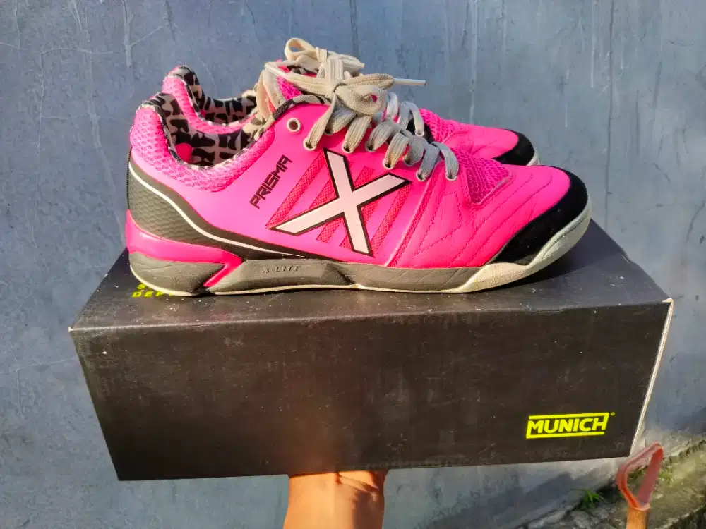 Sepatu futsal MUNICH PRISMA ORI 100%
