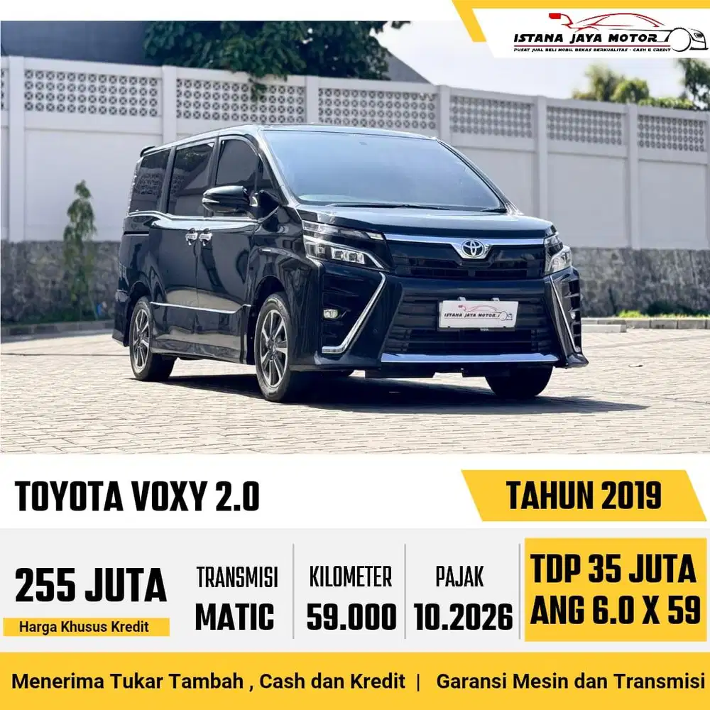 LOW KM !! Toyota Voxy 2.0 Automatic NIk 2019 Hitam