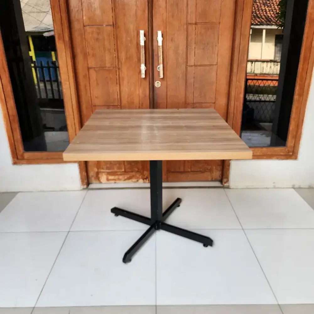 Meja ex Resto - Meja ex Cafe M3