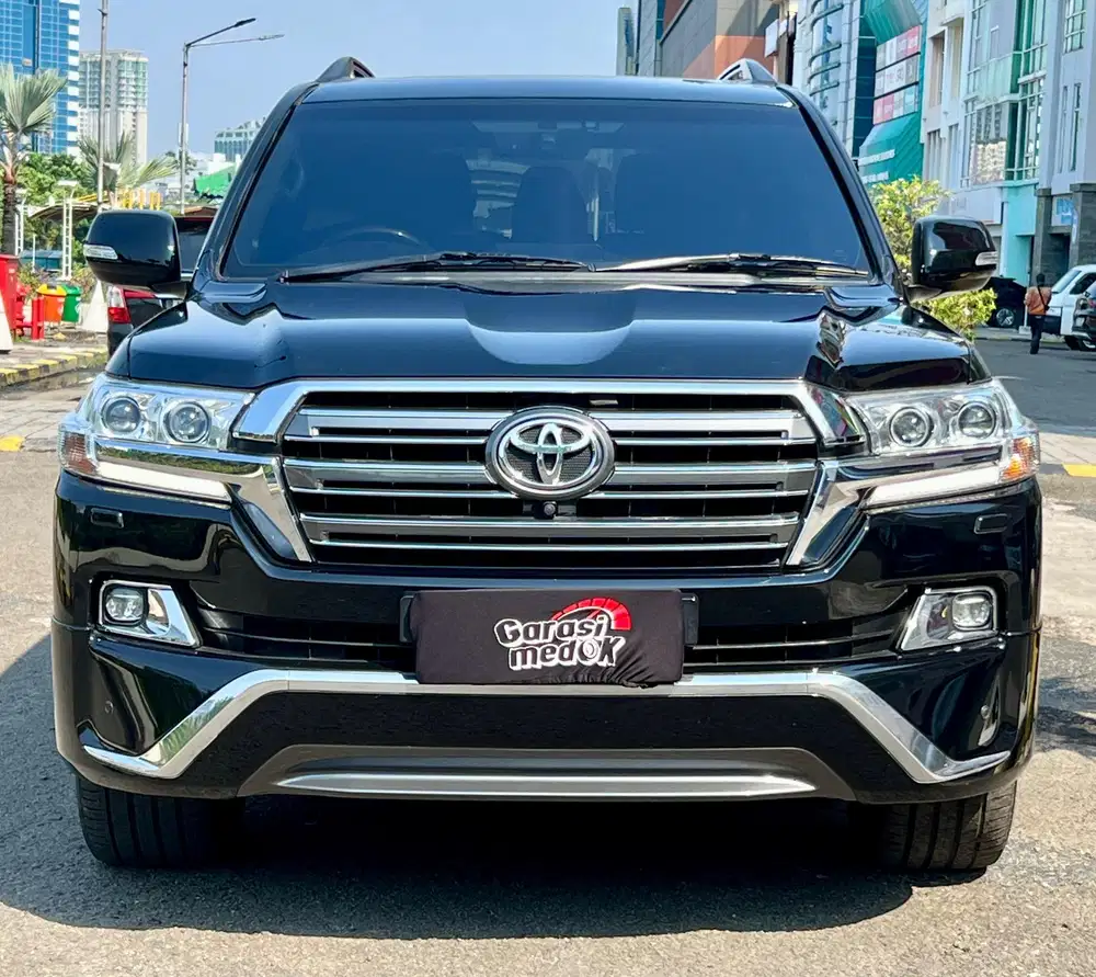 Toyota Land Cruiser 200 VXR VX-R VX R 2016 Antik Low KM Murah Bekas