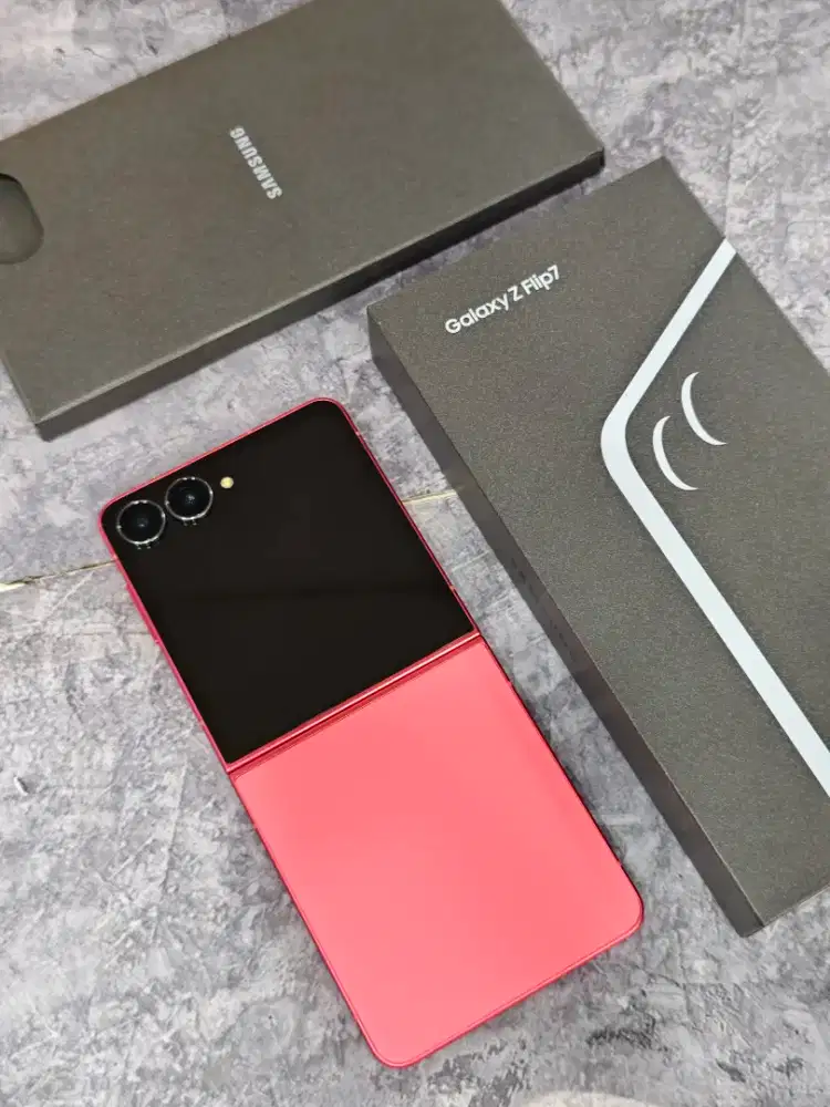 Galaxy Z Flip 7 12/512 gb coral red