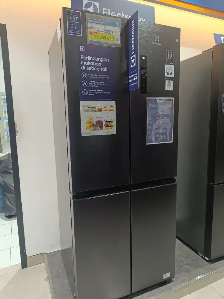 Cukup KTP auto bawa pulang ELECTROLUX REFRI MULTIDOOR 461 L BLACK