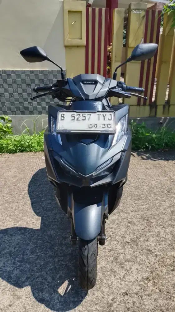 Nia:VARIO 160 CBS KM LOW PAJAK HIDUP SS LENGKAP