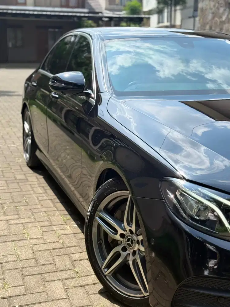 Mercedes-Benz E300 2017 Bensin