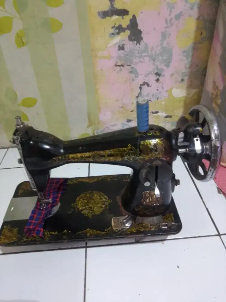Kepala jahit kecil