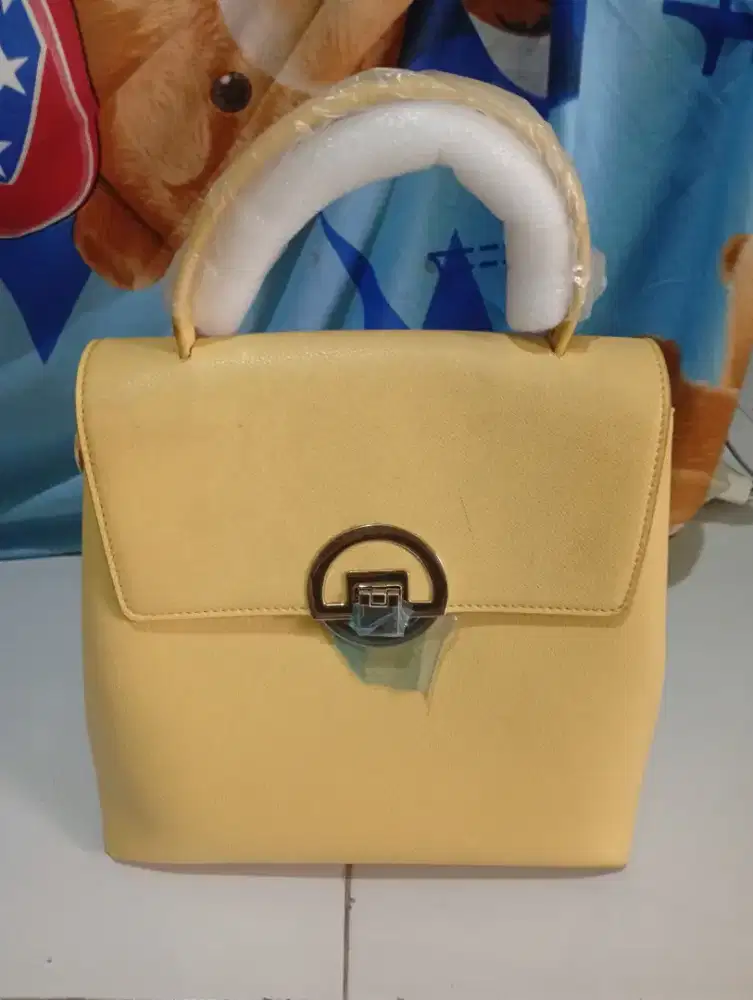 Tas import Bellezza kuning