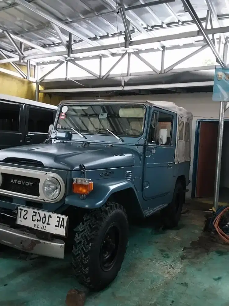 Toyota Hardtop FJ40 1978 Kanvas Original Cat Asli Pabrik