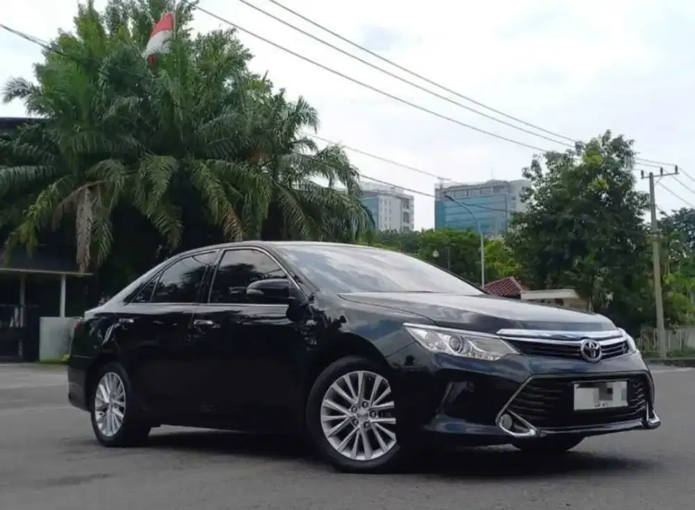 Toyota Camry V 2.5 AT 2018 km 60rban