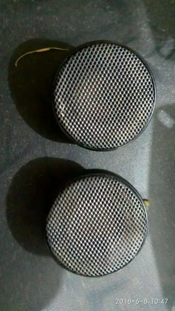 Merk KICKER Sub Woofer 12 & 8 inci made in USA