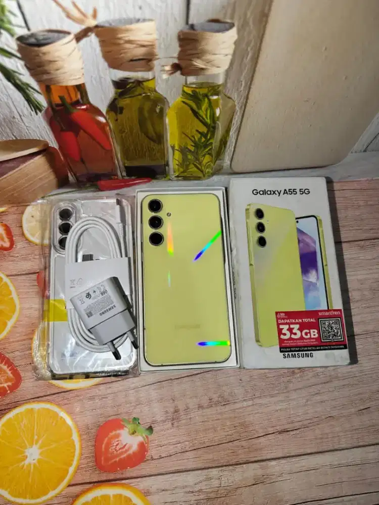 Jual hp samsung A55 5G 8/256 istimewa likenew free ADAPTOR n case