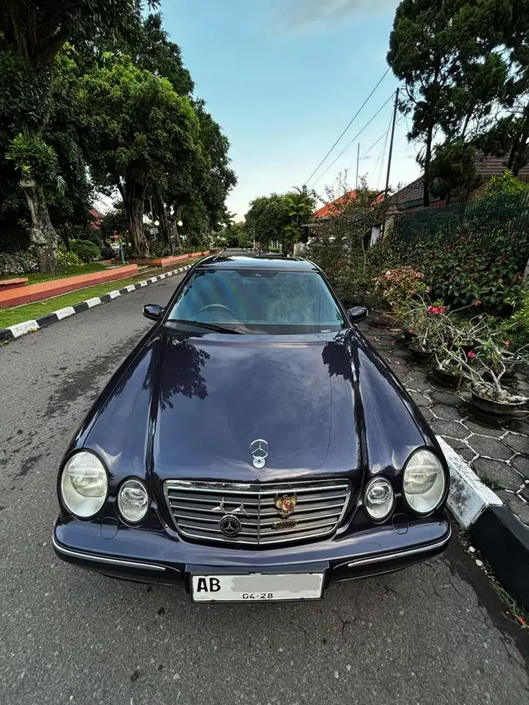 Mercedes Bens W210 E240 Avantgarde