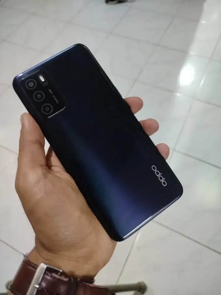 Oppo a16 3/32gb minat silahkan tinggal pakai harga nett