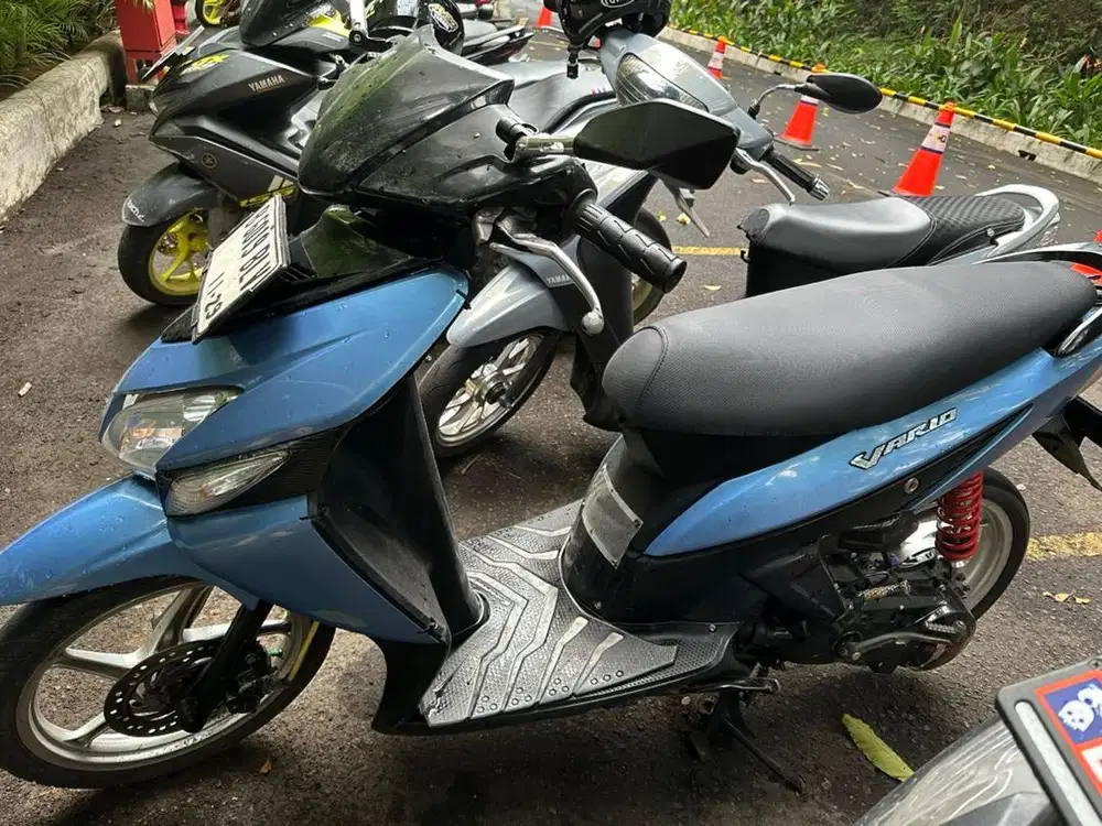 Dijual cepat vario 2006 matic surat surat lengkap