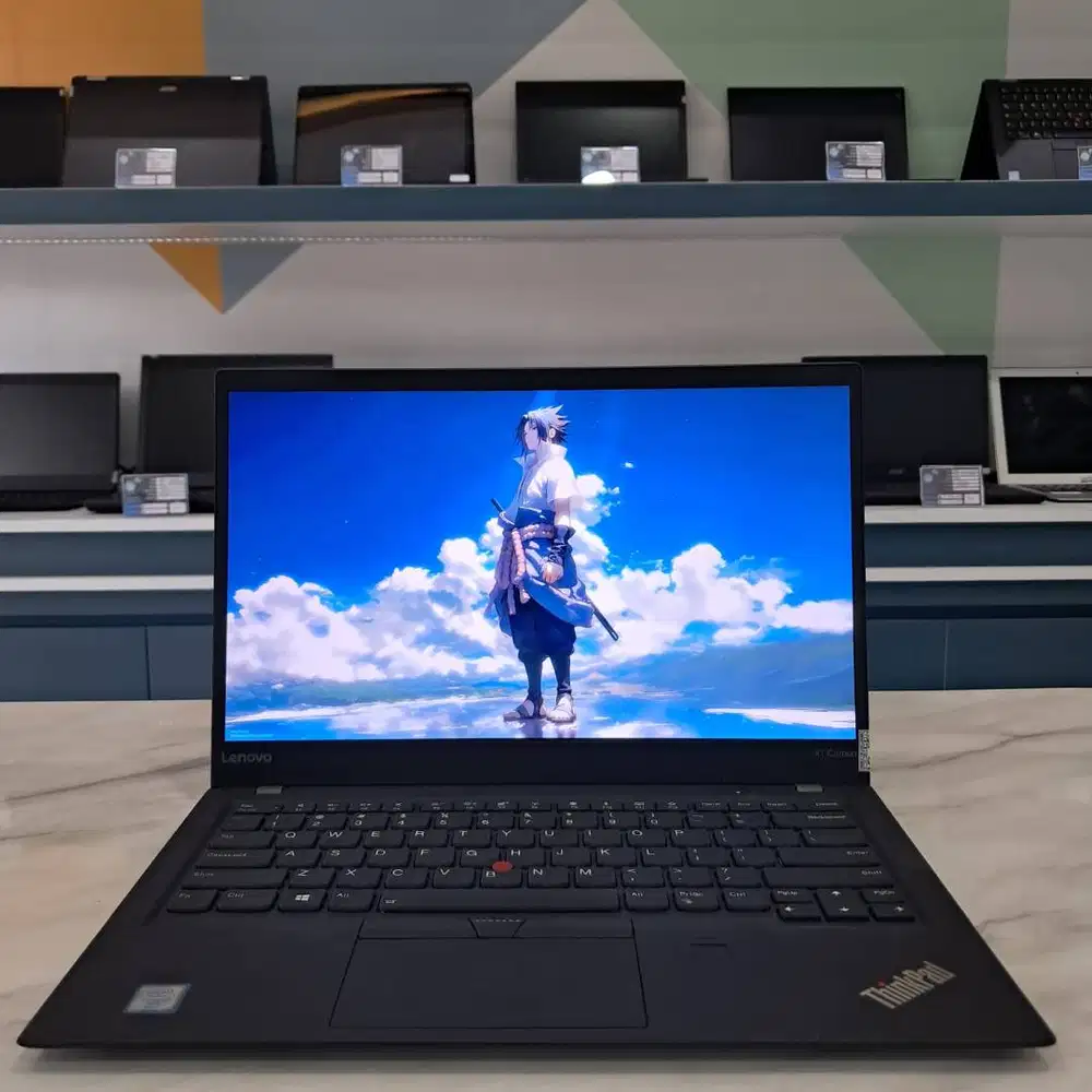 aptop Lenovo i7 Gen 6 SSD 256GB RAM 16GB Mulus dan Responsif