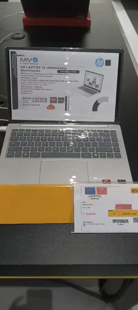 Laptop 14-EM0320AU