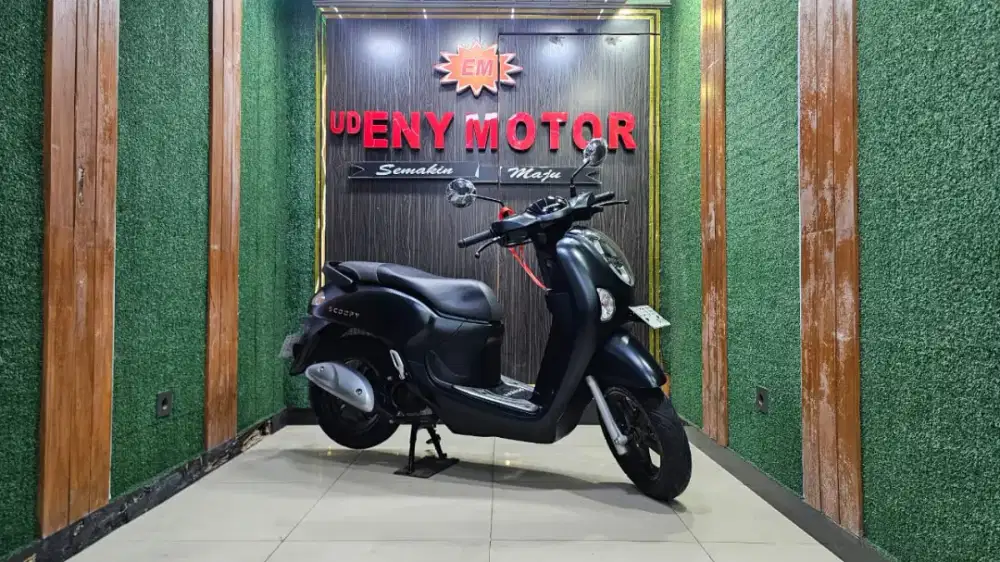 UD ENY MOTOR - Honda New Scoopy Prestige thn 2025 black