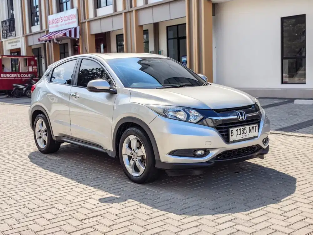 [LOW KM] Honda HRV E CVT AT 2015 Pajak Panjang