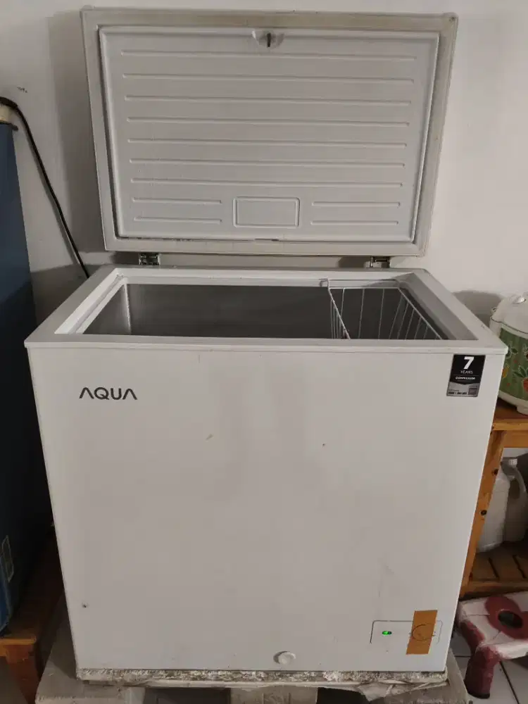 Freezer box ukuran 200L