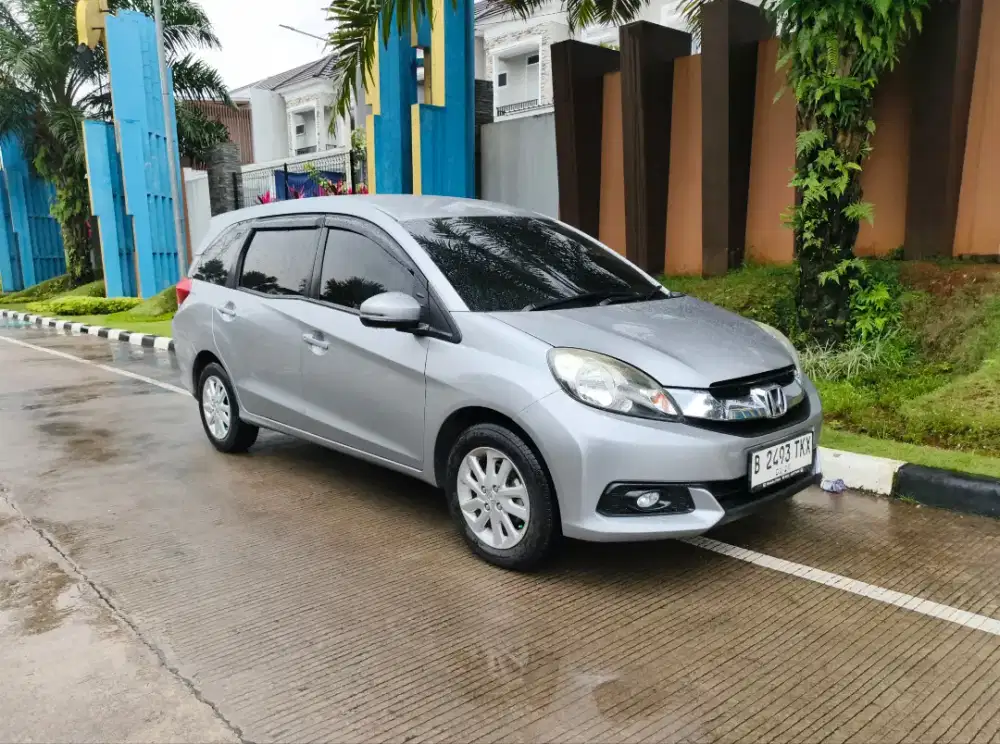 Honda New Mobilio 1.5 E matic tahun 2016