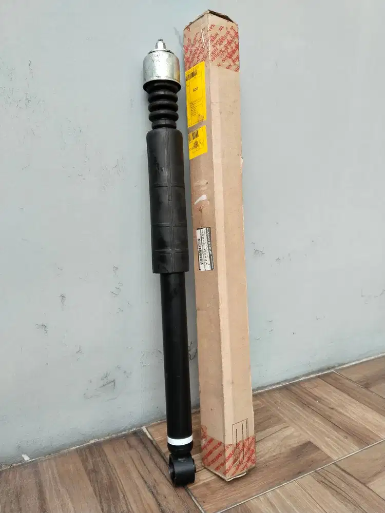 Shockbreaker belakang grand livina original