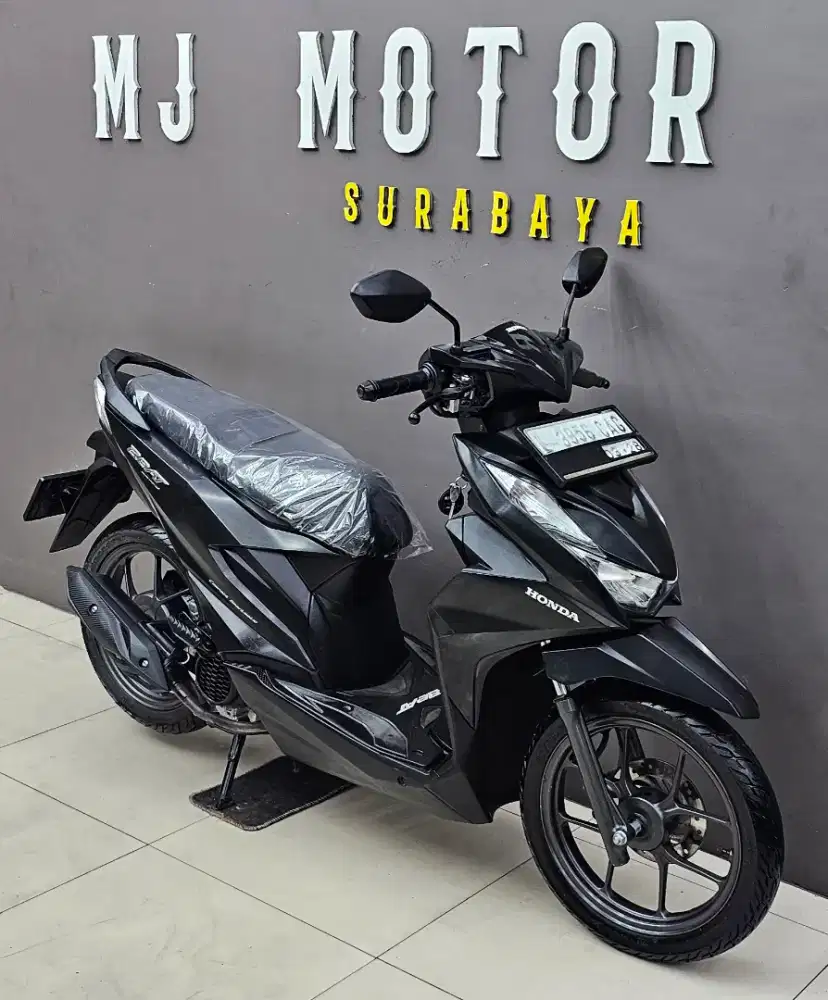Honda Beat Deluxe 2023 // Kredit DP 500 RB