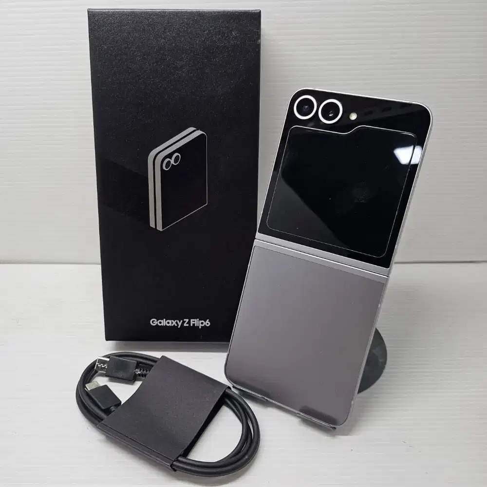 LIKE NEW! SAMSUNG GALAXY Z FLIP 6 5G 12/256 SILVER SEIN FULLSET SEIN A