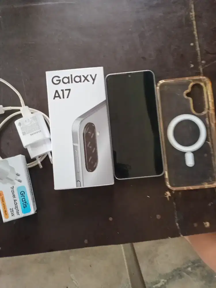 Samsung A17 4g silver ram 8/256