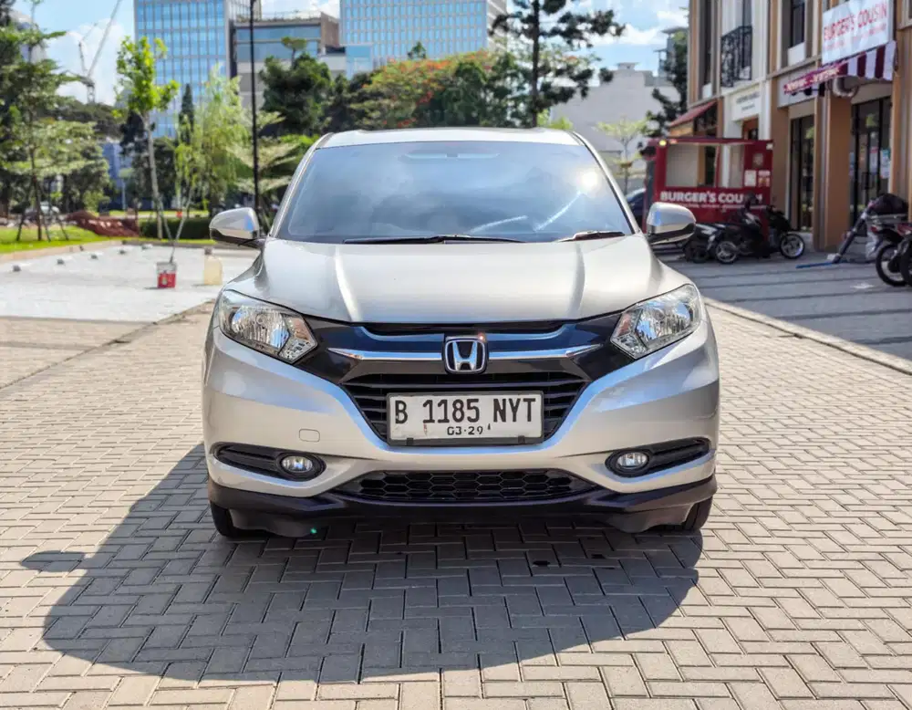 HONDA HRV 1.5 E AT 2015 SILVER