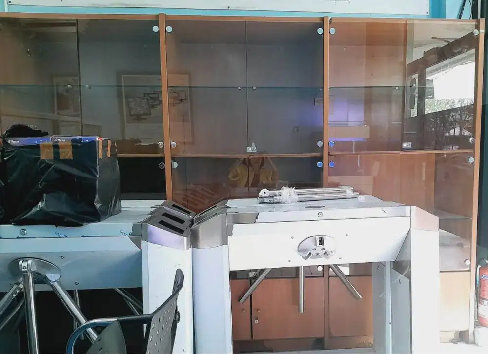 Jual Lemari bekas ( kantor)