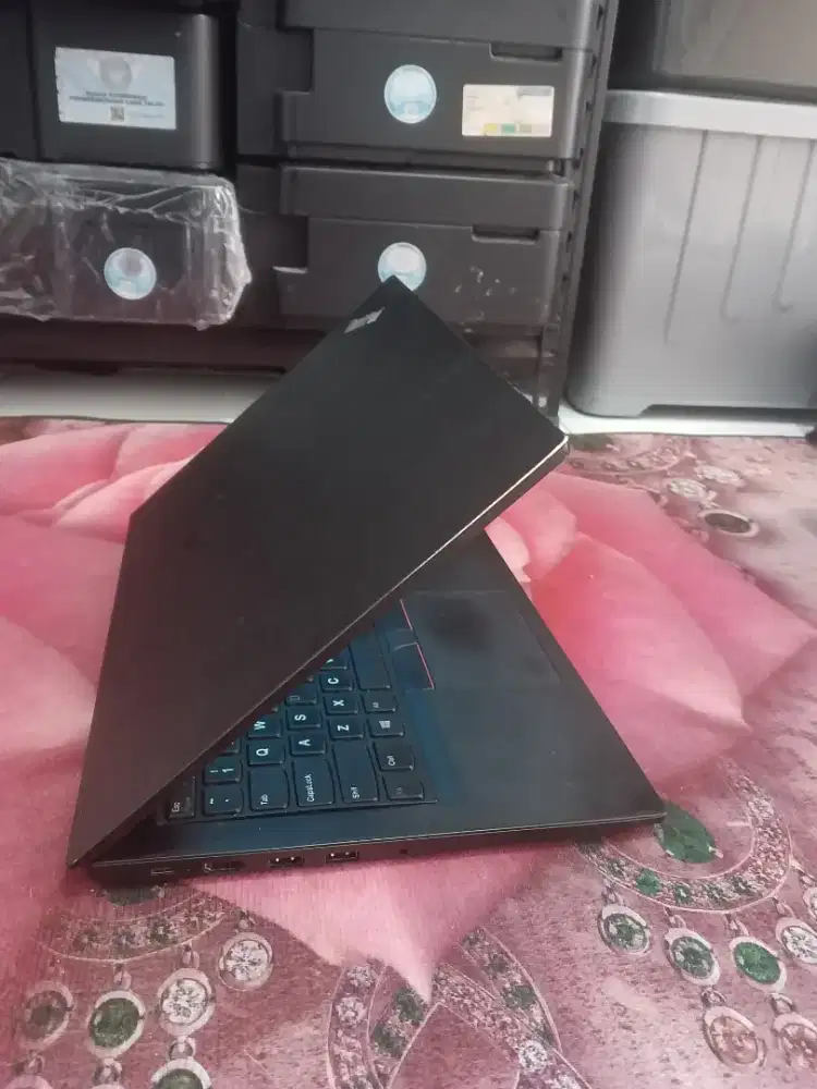 LENOVO THINKPAD E490 Core i5 Gen 8