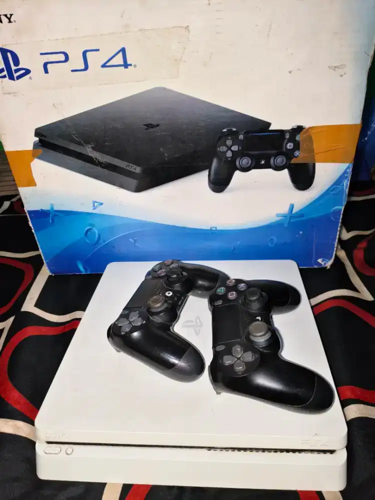 PS4 slim fw 11.00 hdd 1tb