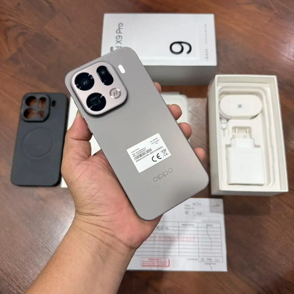 oppo find x9 pro 16/512gb titanium carcoal like new