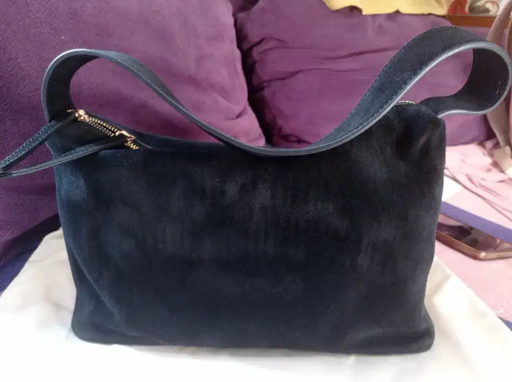 Dijual tas rounn kondisi baru