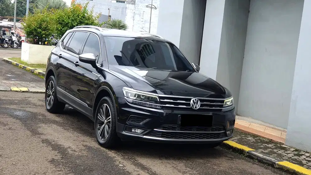 [ KM LOW ] Volkswagen VW Tiguan Allspace 1.4 TSI AT Hitam 2020/2021