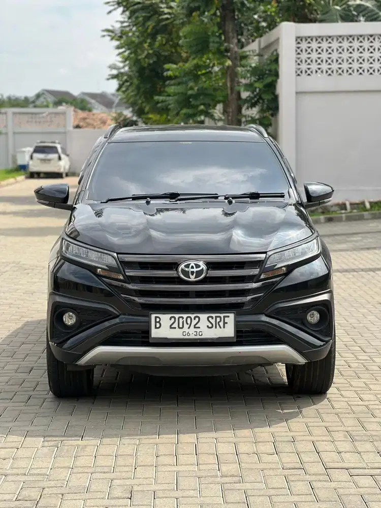 TOYOTA RUSH G AT 2020 HITAM