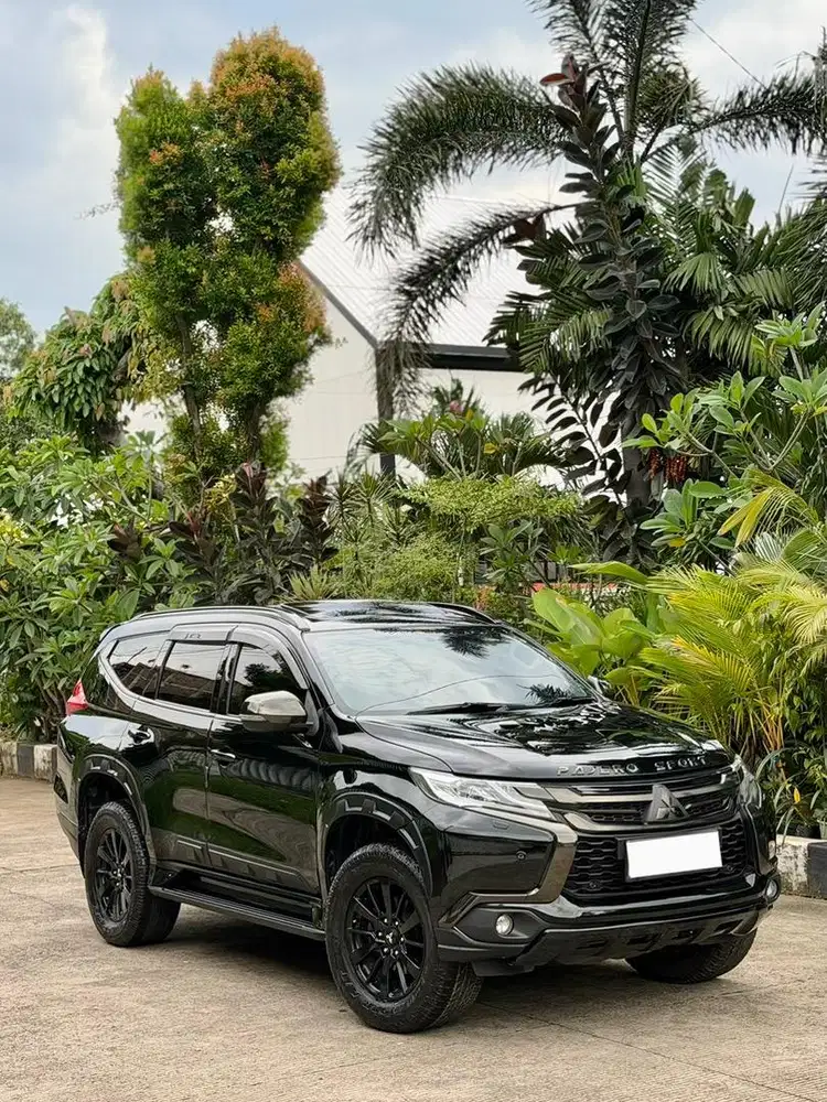 {Cash} (LOW KM) Mitsubishi Pajero Sport Dakar 2.4 A/T Diesel 2018