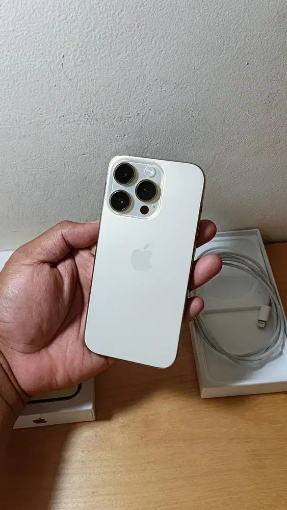 iPhone 14 Pro 128GB Inter All Operator Bisa semua kartu 5G Mulus