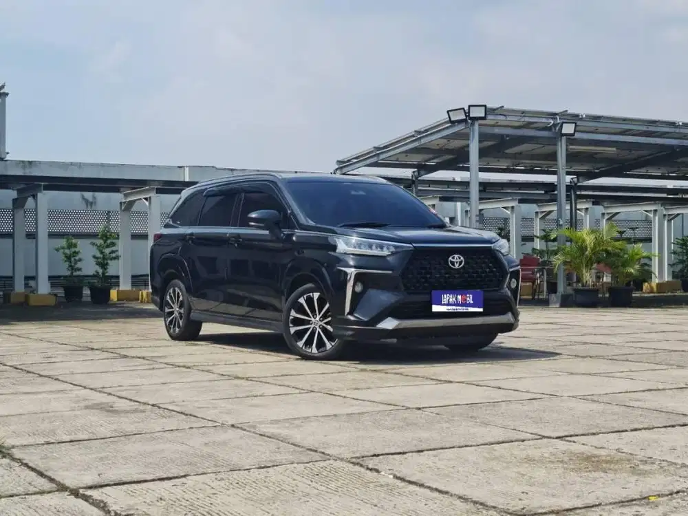 Toyota Avanza Veloz 1.5 Q Matic AT 2021 Hitam KM 71RB