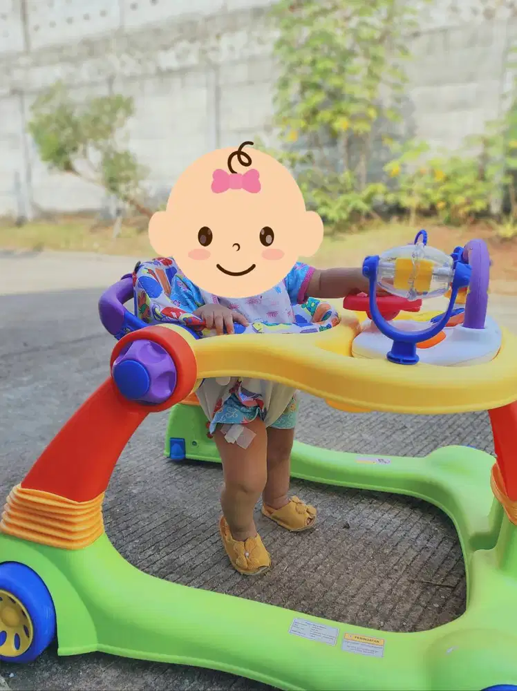 CUCI GUDANG - Baby Walker Merek Baby Elle - lumayan bagus