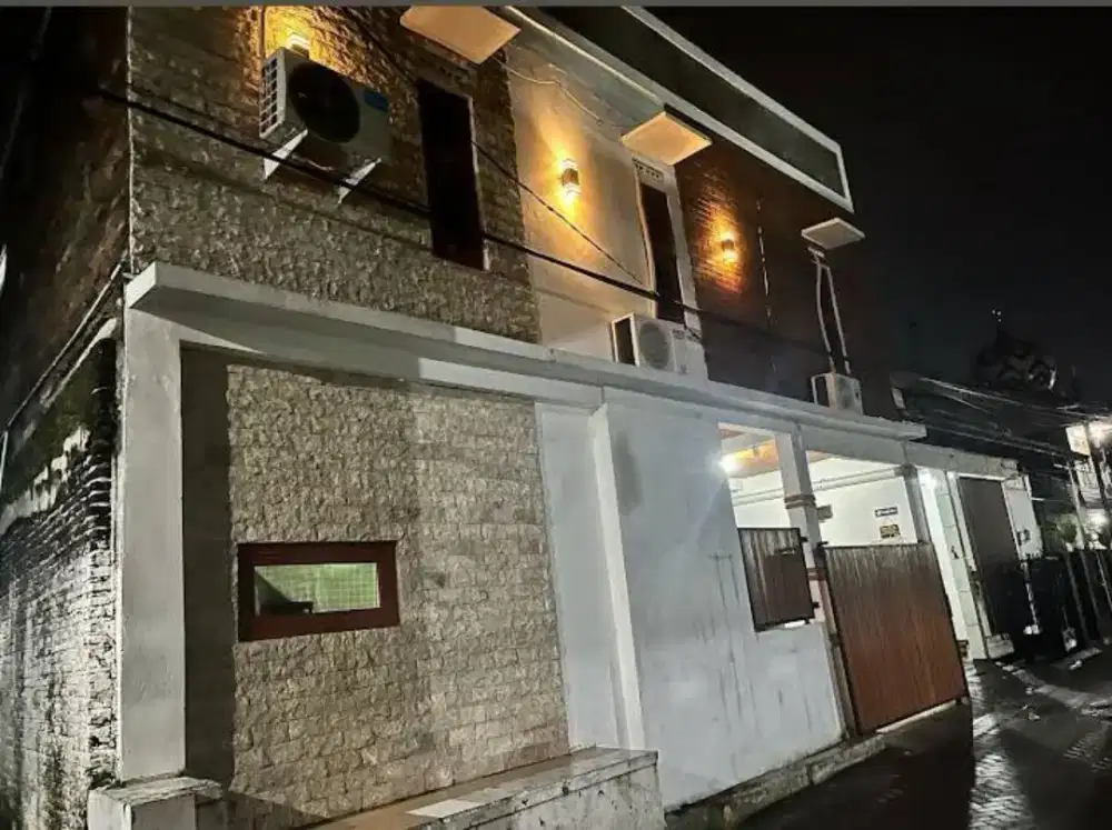 Dijual homestay beserta rumah kost