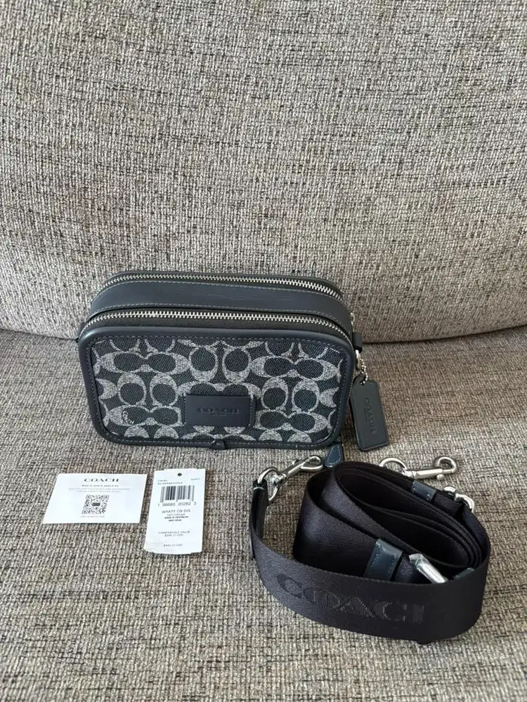 Coach Signature Original