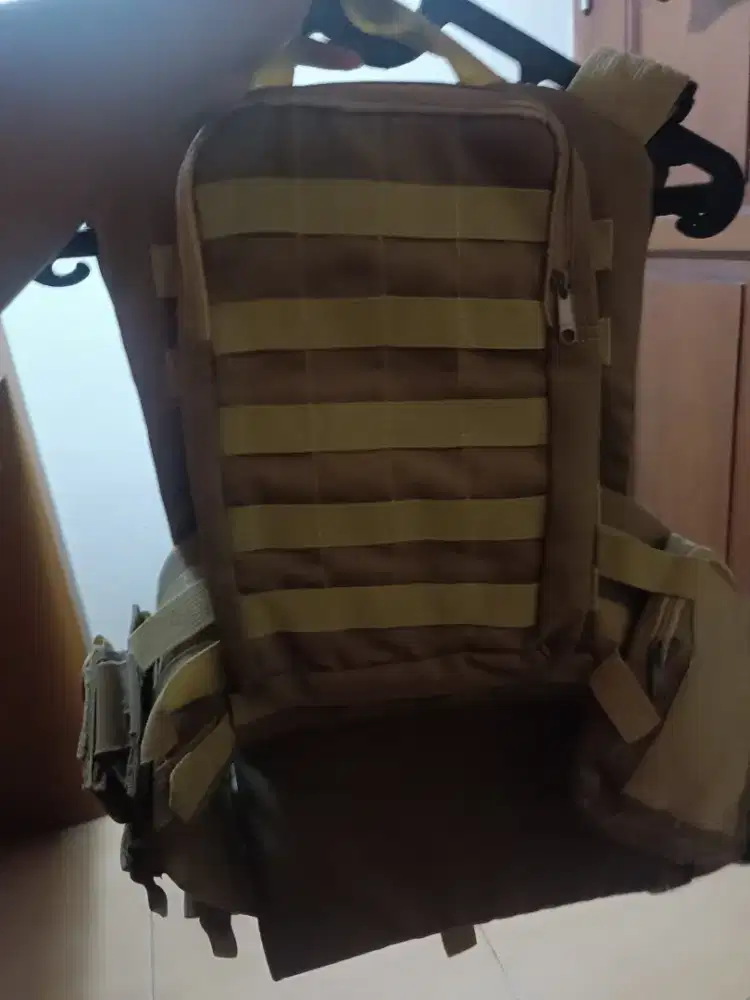 Vest rsoft bekas