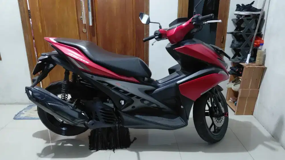 Aerox 155 VVA merah marron 2018